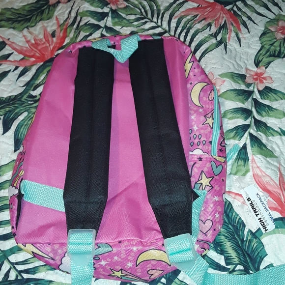 Back pack - Picture 2 of 2